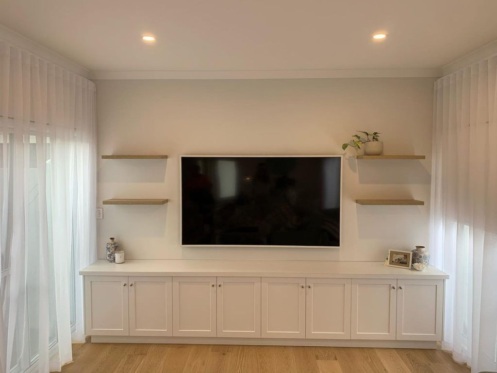 tv-units project